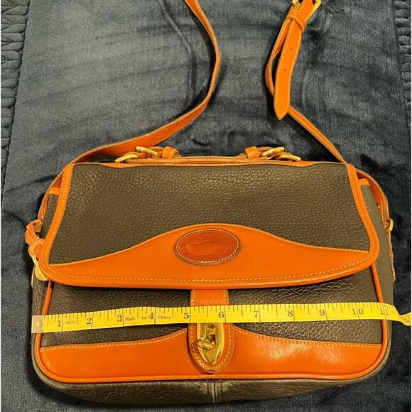 Vintage Dooney & Bourke Purse Carrier Shoulder Bag Duck all weather EUC - Picture 10 of 11